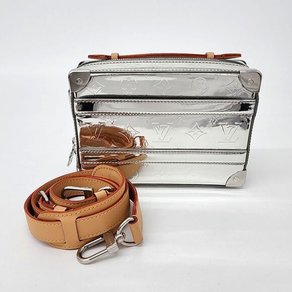 LOUIS VUITTON Handbags - Louis Vuitton Monogram Mirror Handle Trunk